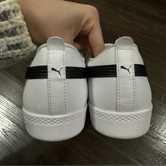 Puma Smash V2 White/Black Leather Sneaker Size 11 Women - Picture 6 of 11